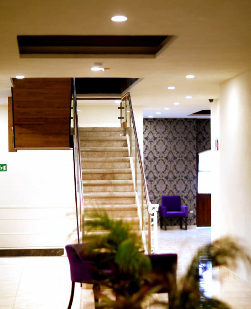 Hotel Leones Puebla Exterior foto